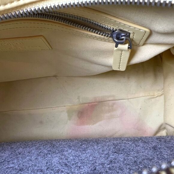 Monos Metro Duffel in Banana Pudding Magnolia Bakery Limited Edition Collab - Picture 9 of 10